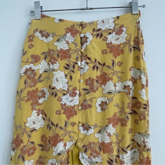 Revolve ale by Alessandra yellow ruffle floral skirt - Picture 4 of 7